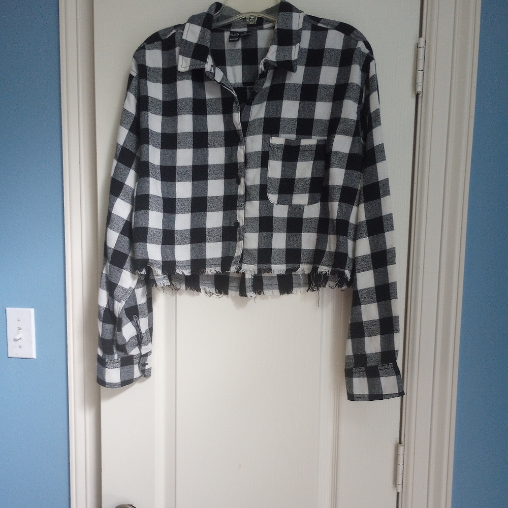 Windsor Black & White Plaid Lady Cropped Top